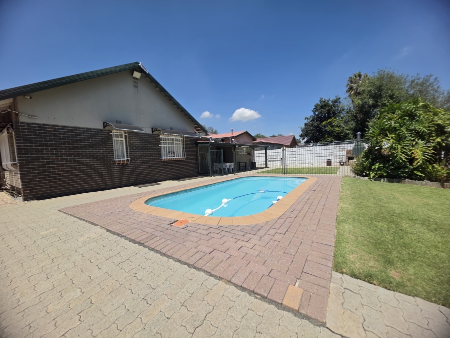 4 Bedroom Property for Sale in Bedelia Free State